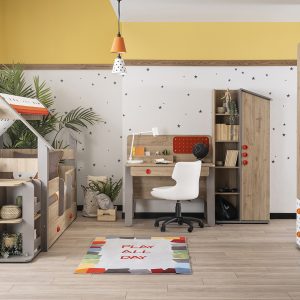 Montessori Hut